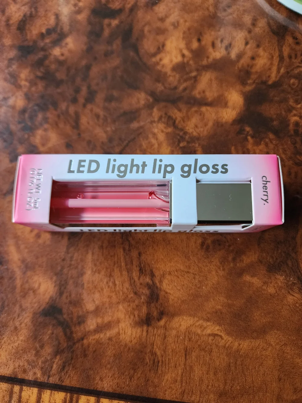 💋LED Light Lip Gloss Cherry | Mirror & Light Applicator | Hydrating Gloss